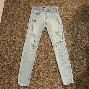 5/$25!! American Eagle distressed jeans